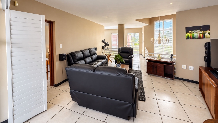 4 Bedroom Property for Sale in Marina Martinique Eastern Cape